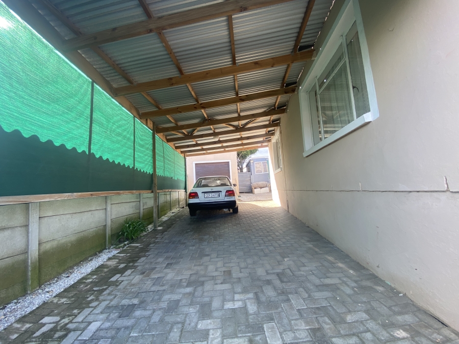 2 Bedroom Property for Sale in Hawston Western Cape
